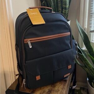 NEW w/Tags Sunflora Picnic Backpack Set w/ Utensils, Plates, Cups & Blanket